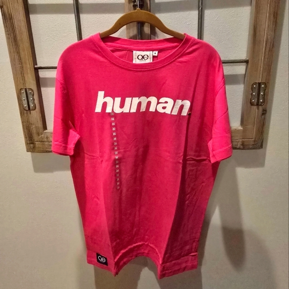 Queer Eye Human Tee Size Meduim